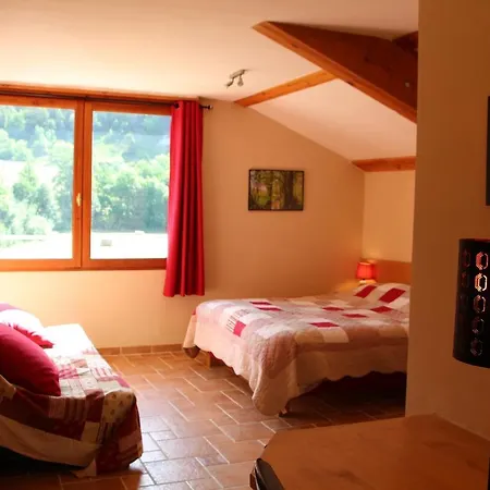 Alcove Du Velay Bed & Breakfast Rochelimagne