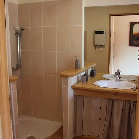 Alcove Du Velay 3* Rochelimagne