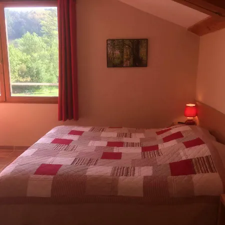 Alcove Du Velay Rochelimagne