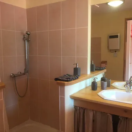 Alcove Du Velay Oda ve Kahvaltı Rochelimagne